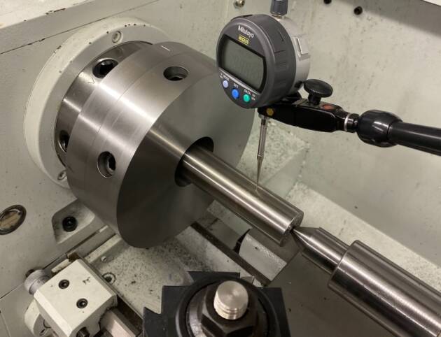 Checking the OD of the Barrel for concentricity